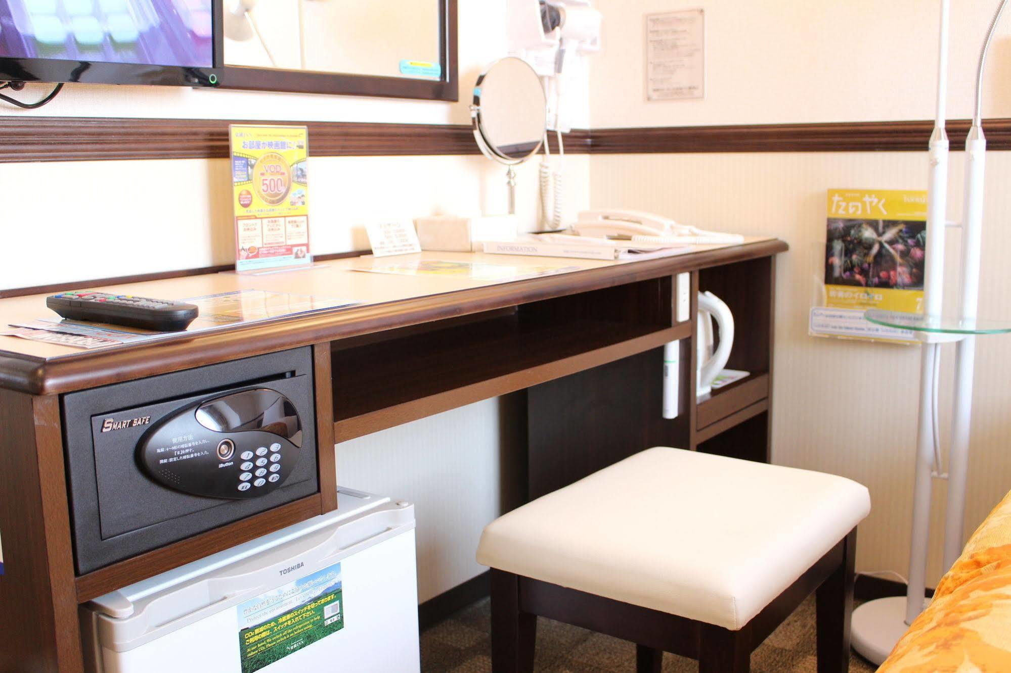 Toyoko Inn Aioi Eki Shinkansen Guchi Exteriör bild